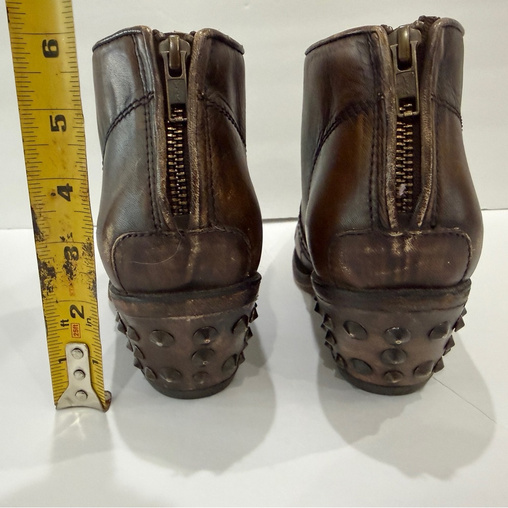 Ariat Women's Brown Leather Western Ankle Boots - Picture 4 of 8